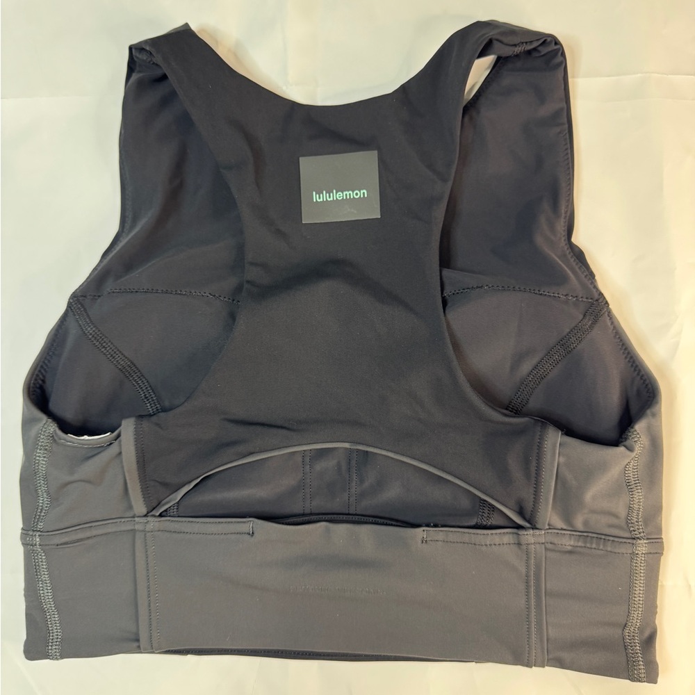 PreOwned Lululemon Detours Welcome Black Gray High Neck Crop Tank Bra Sz 4